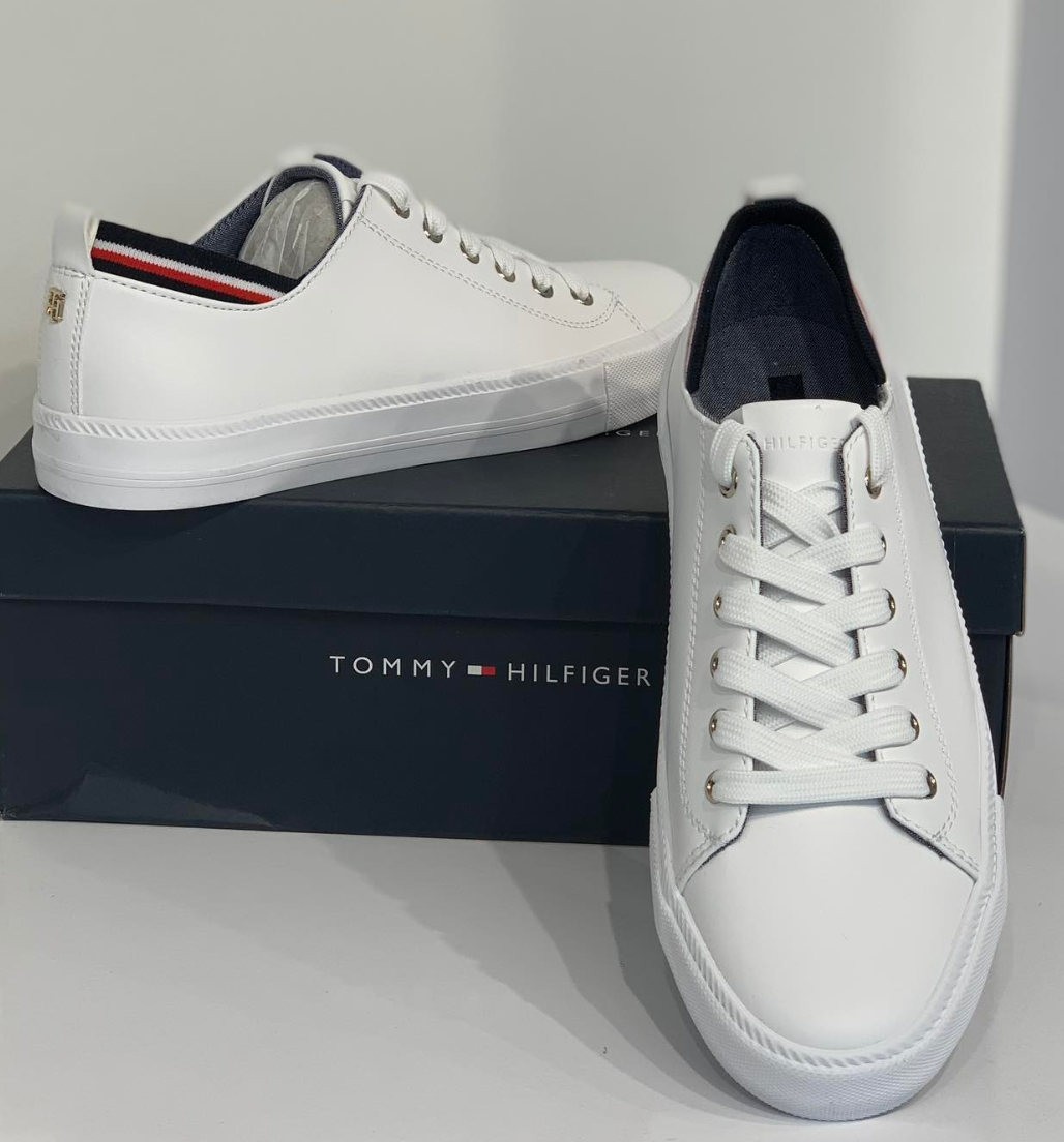 TOMMY HILFIGER Women's Lou - 41