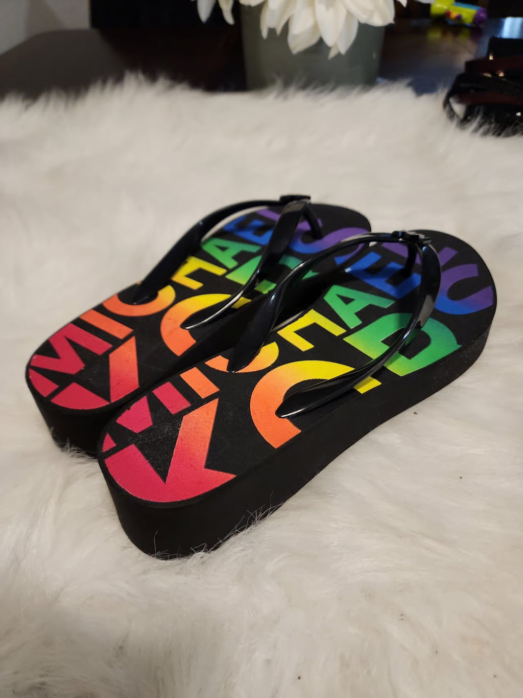 شبشب Michael Kors Wedge نسائي - أسود/أبيض بسعر خاص